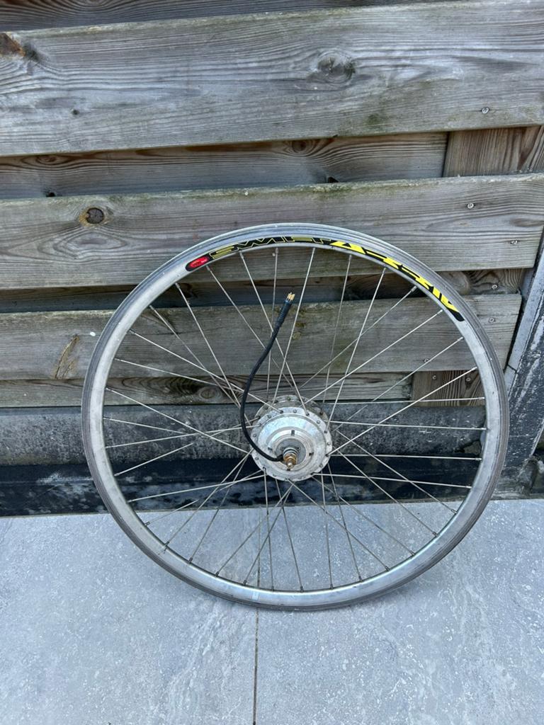 Voorwiel motor 9 pins, Fietsen en Brommers, Fietsonderdelen, Ophalen, Gebruikt, Elektrische fiets, Motor