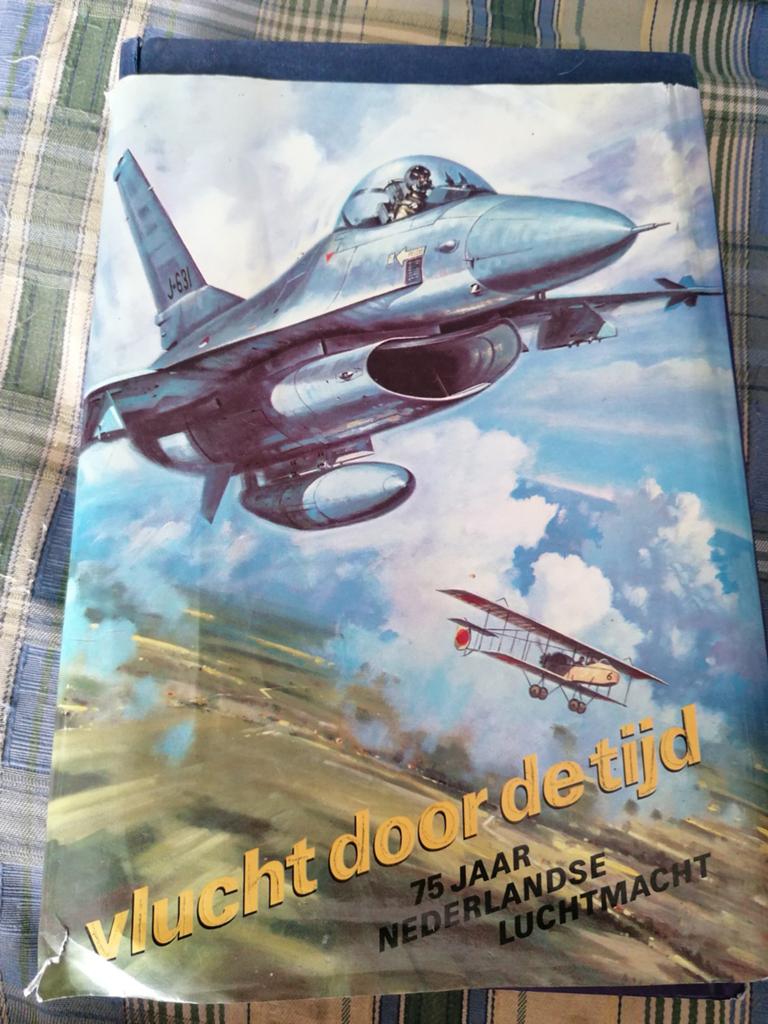 Vlucht door de tijd, Ophalen of Verzenden, Gelezen