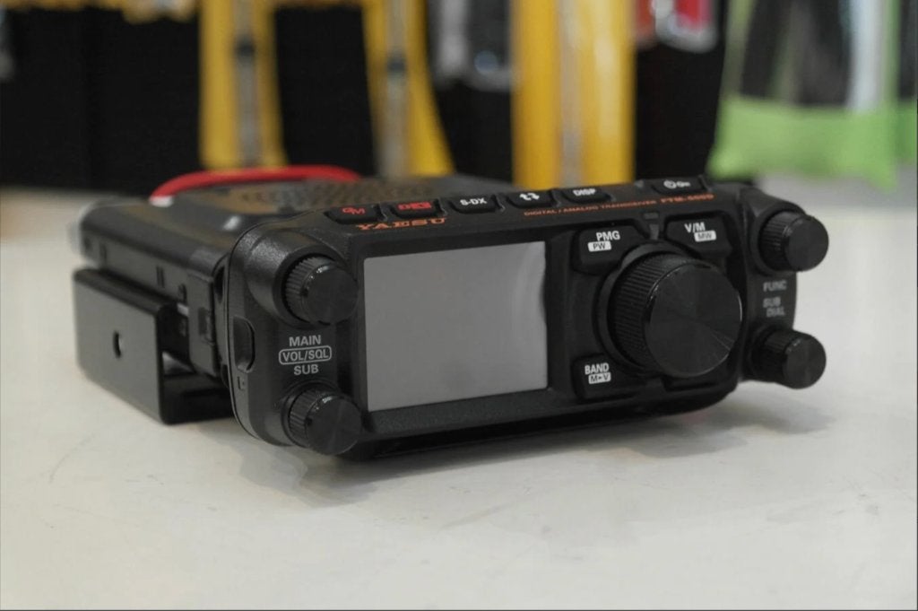 👉 Yaesu FTM-500D, in zeer mooie / Nieuw staat 👈, Telecommunicatie, __, __, Nieuw, Ophalen of Verzenden