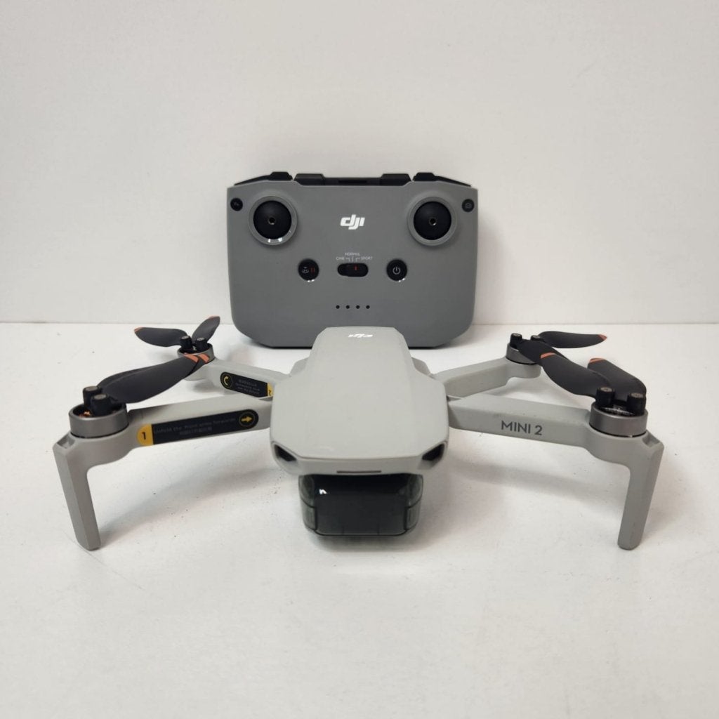 DJI Mini 2 Fly More Combo | zeer nette staat, DJI, Zo goed als nieuw, Inform@dji.com, DJI Sky City
No. 55 Xianyuan Road
Nanshan District, Shenzhen
China