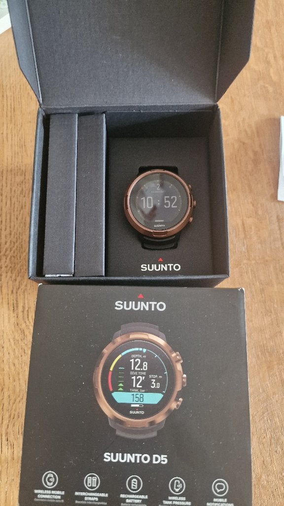 Suunto D5 Duikcomputer, Watersport en Boten, Duiken, Ophalen, Gebruikt, Duikcomputer