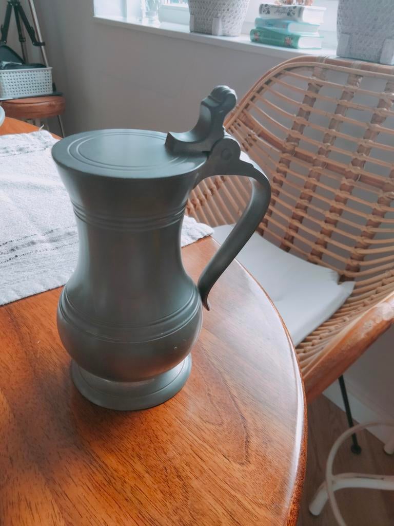 Antieke tinnen kan, theepot en badkuip, Ophalen