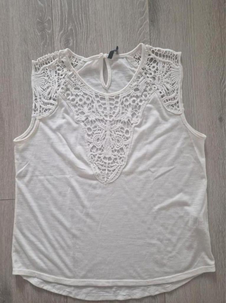 Ivoor kleurige top, Maat 38/40 (M), Overige kleuren, Nieuw, Ophalen of Verzenden