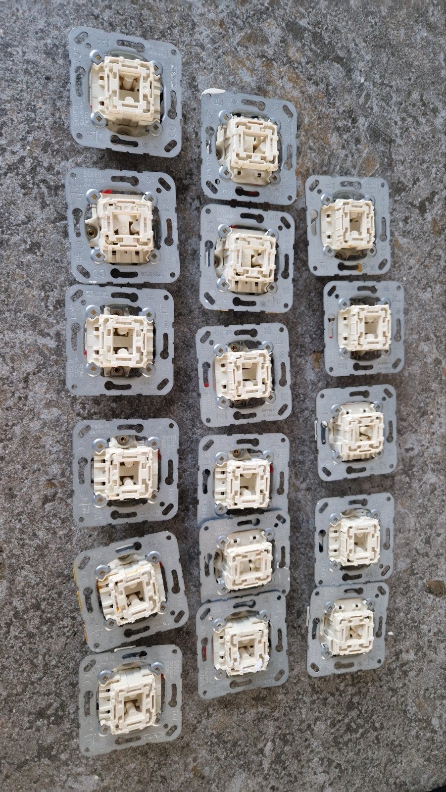 17 JUNG wipschakelaars, Ophalen of Verzenden, Zo goed als nieuw, Schakelaar