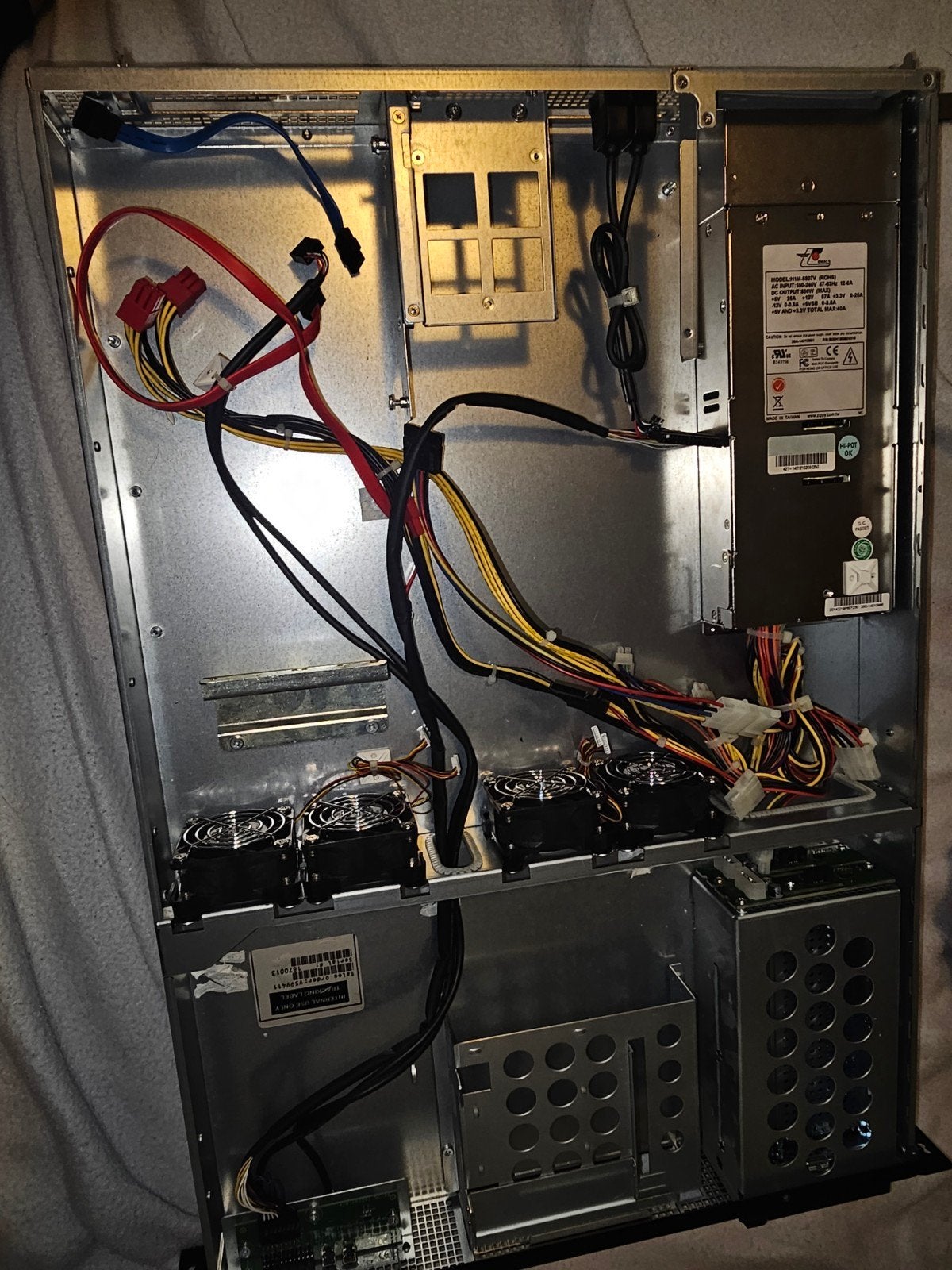 Server Rack Behuizing met 800W Voeding. Onbekend merk, Ophalen