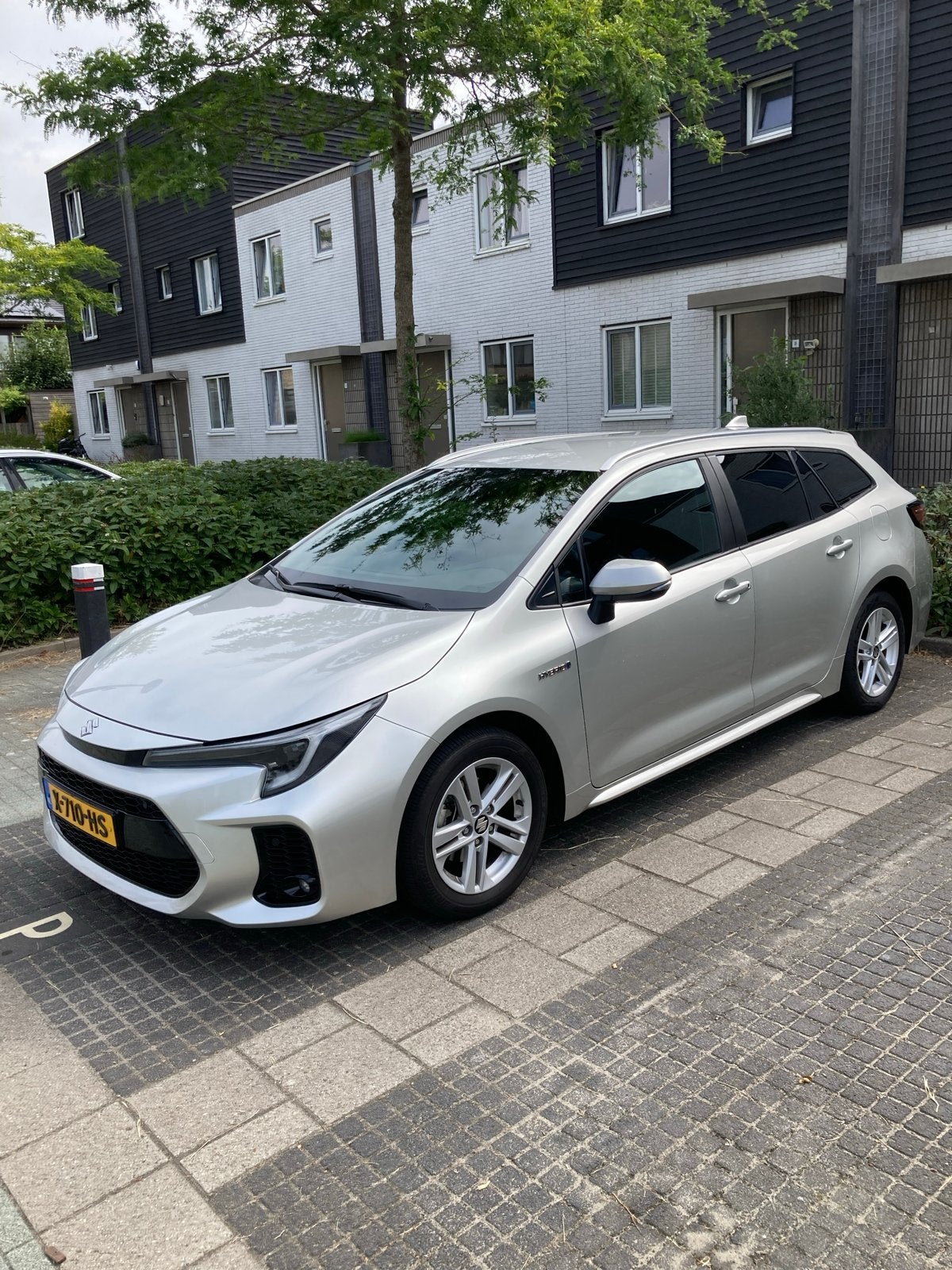 Suzuki Swace hybrid Style 2024 (Toyota Corolla TS), Auto's, Suzuki, 4 cilinders, Regensensor, Te koop, Swace