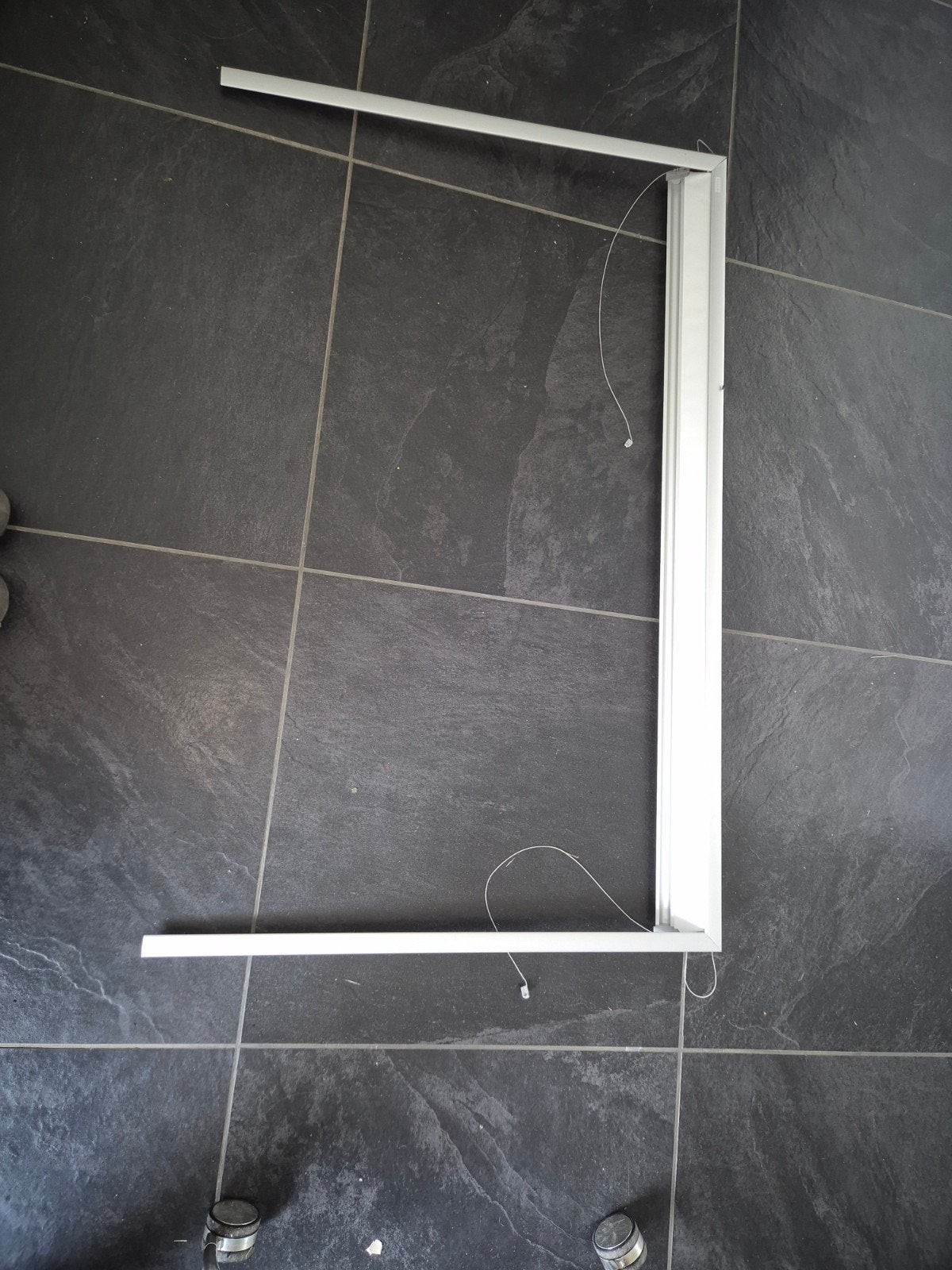 3x Velux verduisterend rolgordijn wit/ zilver GGL 804 met t, Rolgordijn, Verduisterend, Zilver, Ophalen of Verzenden