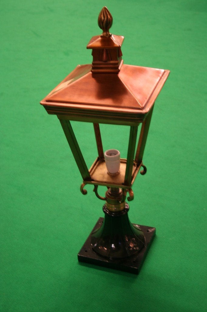 Staande buitenlamp brons vierkante kap, Wandlamp, Nieuw, Ophalen of Verzenden, Netvoeding