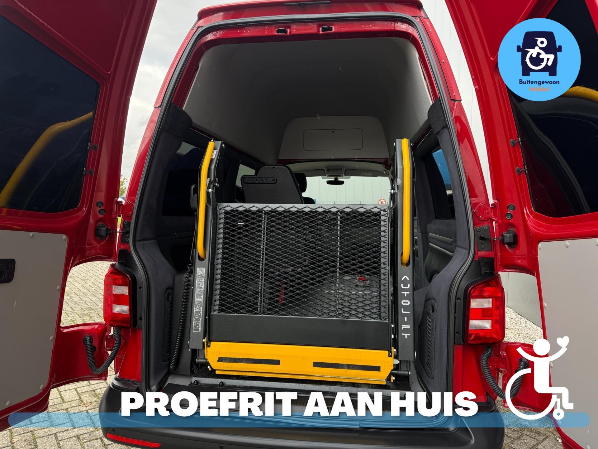 Volkswagen Transporter Rolstoel VOORIN Rolstoelbus (Airco) A, Stof, Gebruikt, Zwart, 4 cilinders