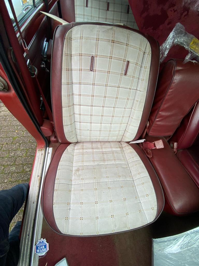 Gezocht: stoelhoes of complete stoel Wagoneer 1978, Ophalen, Gebruikt, Jeep