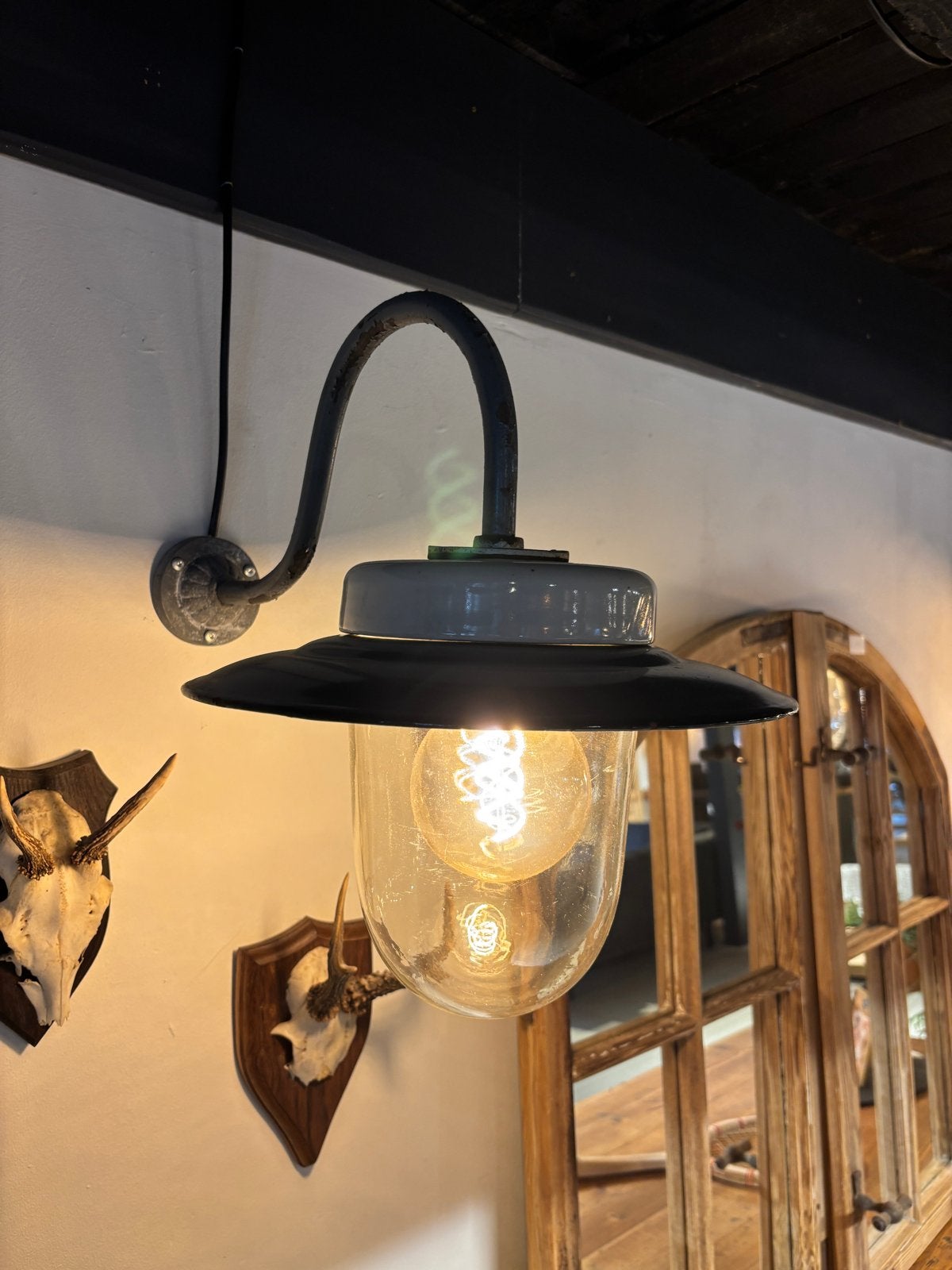 Wandlamp met Glazen Kap - Vintage Lamp - Hanglamp, Antiek en Kunst, Ophalen