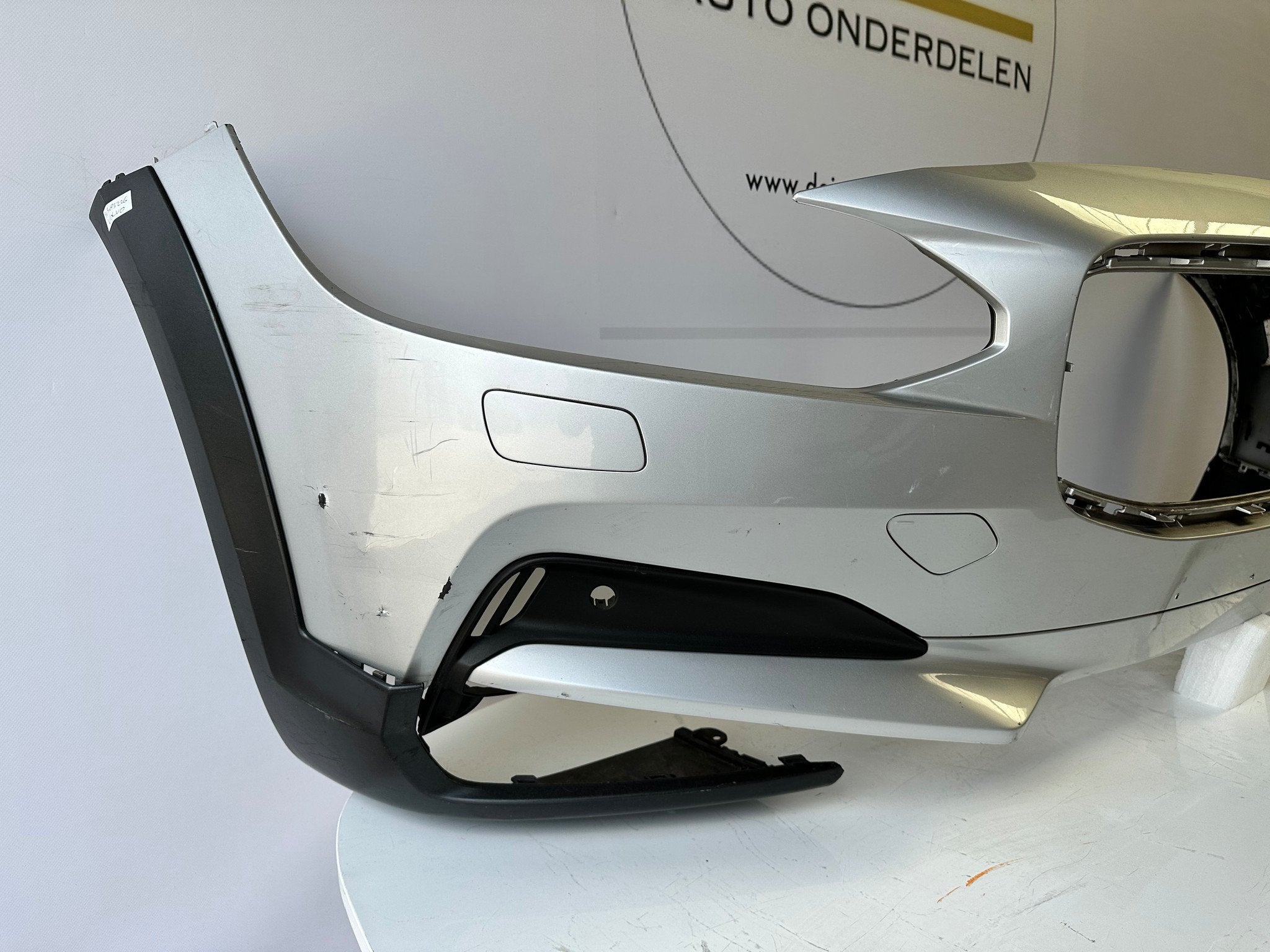 VOLVO V90 S90 CROSS COUNTRY VOORBUMPER BUMPER 31383226, Auto-onderdelen, Gebruikt, Gunnar Engellaus vag 8
405 31  Gothenburg, SE