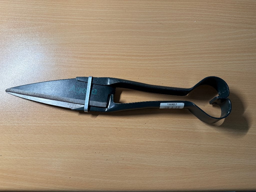 Dit is de buxusschaar met dubbele veer voor extra kracht., Tuin en Terras, Ophalen of Verzenden, Gebruikt