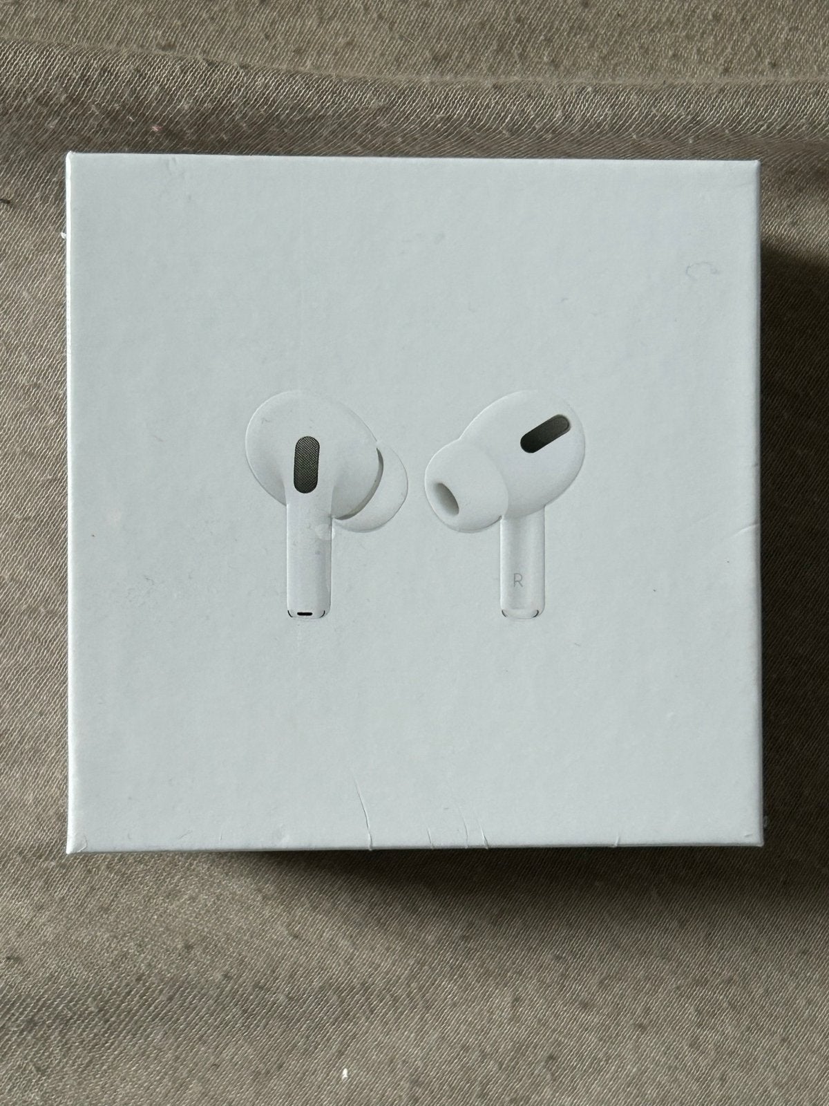 Apple AirPods Pro (1e Gen) met MagSafe Oplaadcase - Nieuw, In-ear, Nieuw, Ophalen of Verzenden, Wit