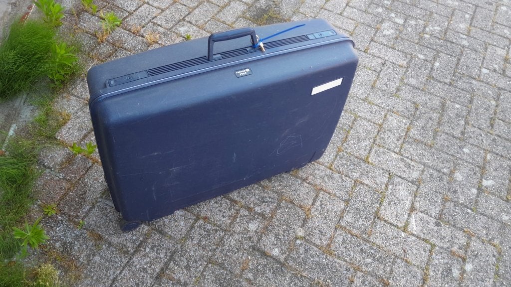 Delsey koffer, Ophalen, Gebruikt, Hard kunststof, Wieltjes