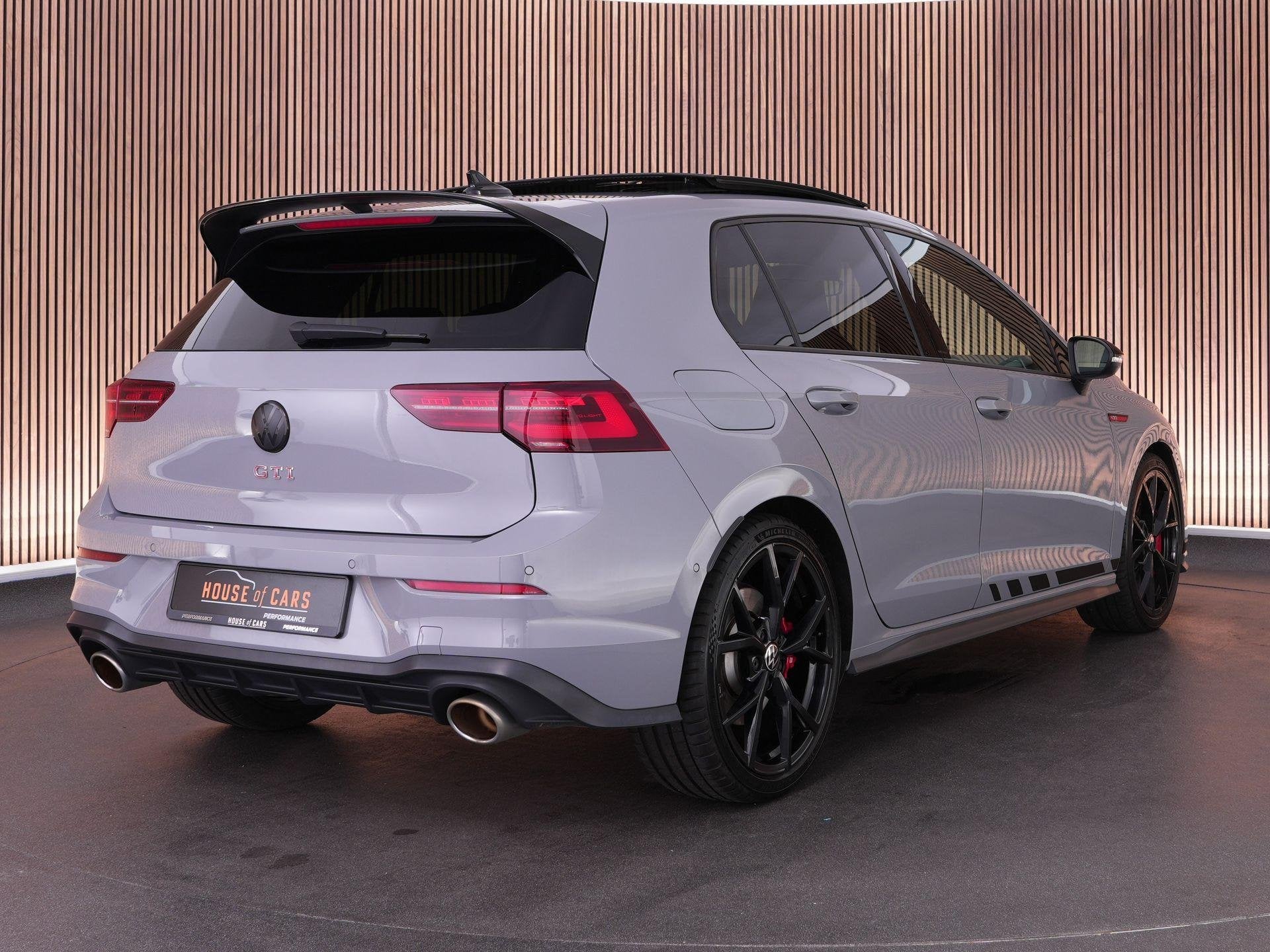 Volkswagen Golf GTI Clubsport 2.0 300pk TSI |dealer o.h|pano, 15 km/l, Gebruikt, 4 cilinders, 1984 cc
