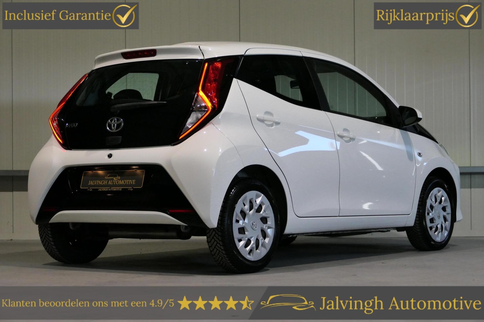 Toyota Aygo 1.0 VVT-i x-play|Carplay|Camera|Airco!, Voorwielaandrijving, Stof, Met garantie (alle), 4 stoelen