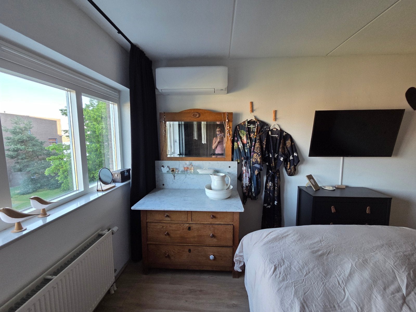 Waskast met lampetset, Ophalen