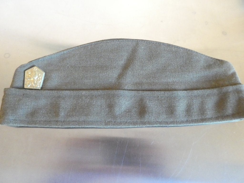 Tsjechoslowaakse wollen veldmuts (Schuitje) met embleem, Verzamelen, Ophalen of Verzenden, Landmacht, Nederland, Helm of Baret