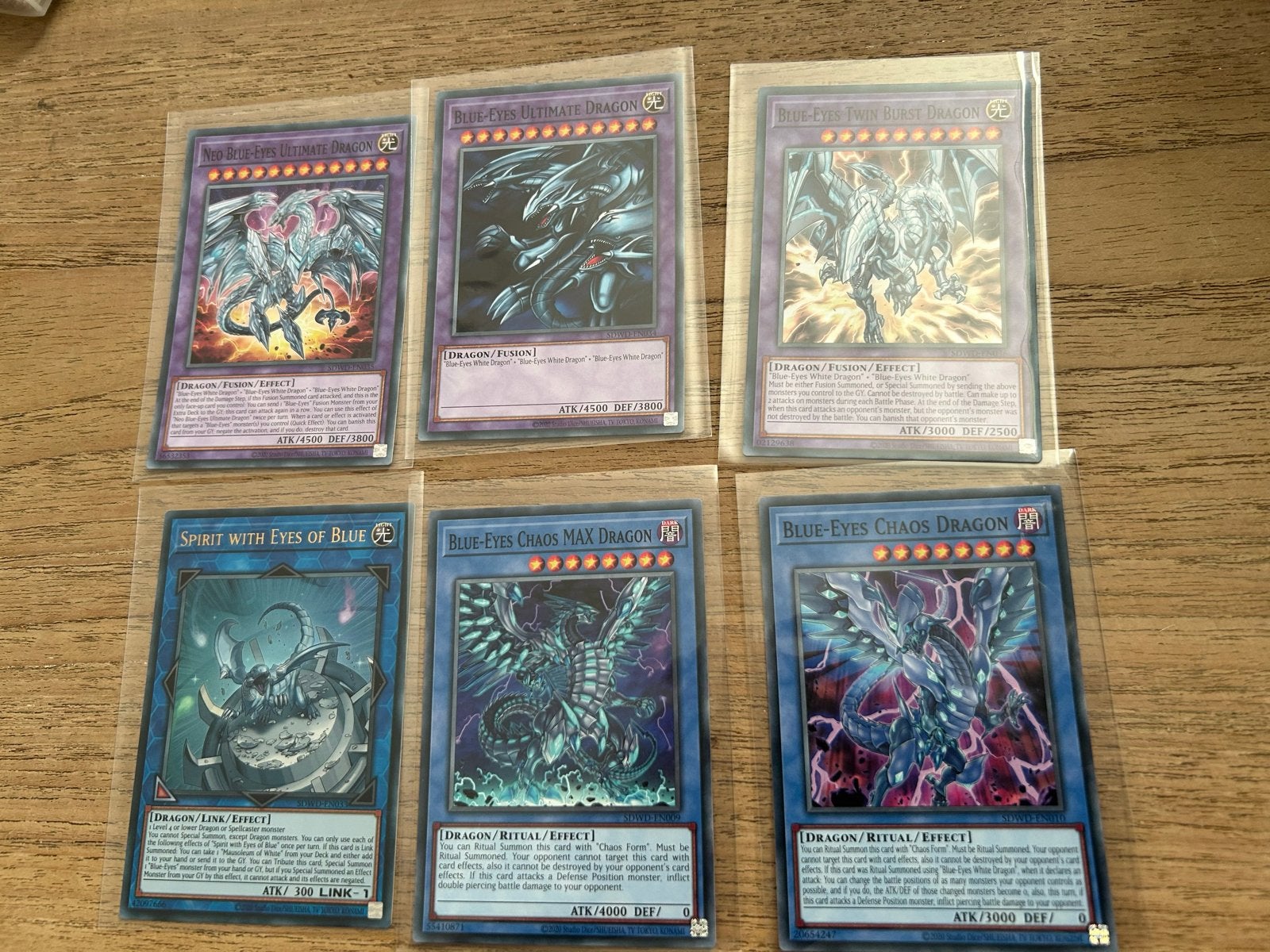 Yu-Gi-Oh! Blue-Eyes Draken Kaarten Collectie, Ophalen of Verzenden, Zo goed als nieuw