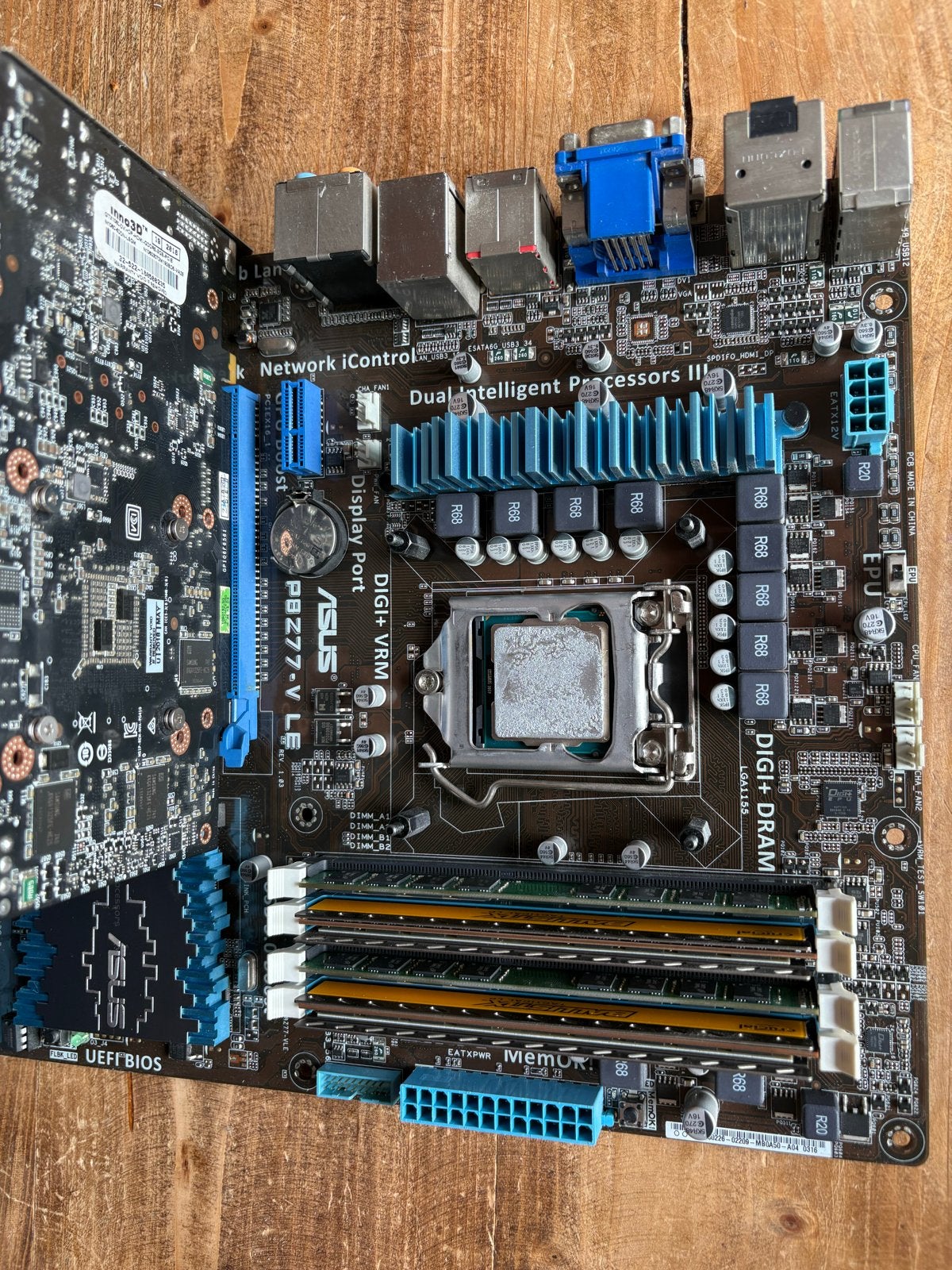 ASUS PBZ77-V LE Moederbord met Intel i7-3770K CPU, Computers en Software, Ophalen of Verzenden, Gebruikt, Intel, DDR3