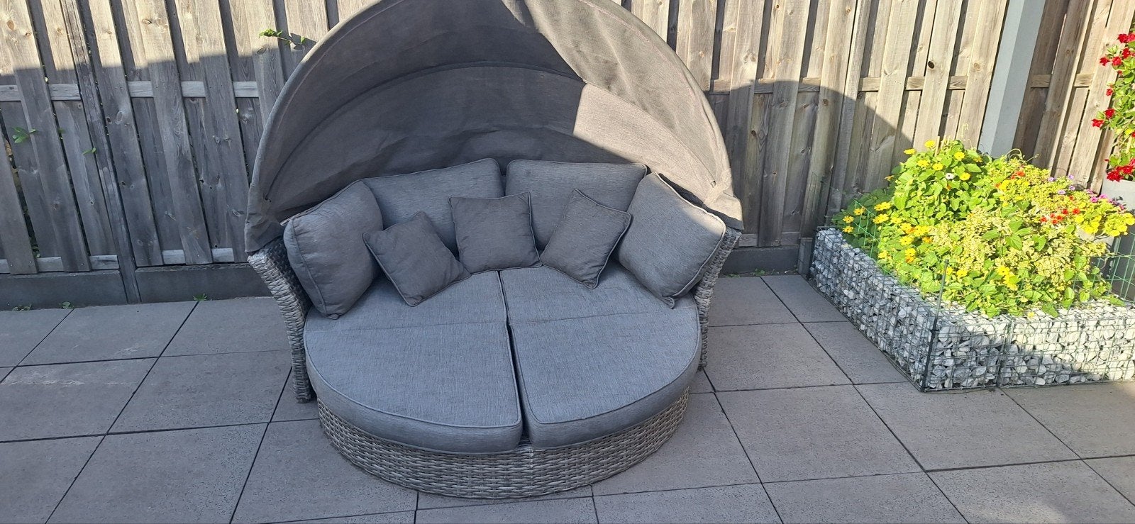 Rond bed voor buiten wicker rotan tuinmeubel loveseat, Tuin en Terras, 2 zitplaatsen, Gebruikt, Ophalen of Verzenden, Loungeset