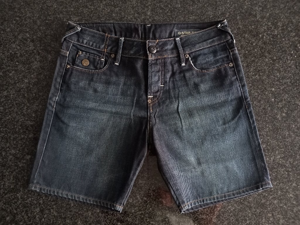 G-star Raw Short Bermuda Lumber mt 27 nagenoeg nieuwstaat!!!, Kleding | Dames, Spijkerbroeken en Jeans, Blauw, G-star Raw Denim