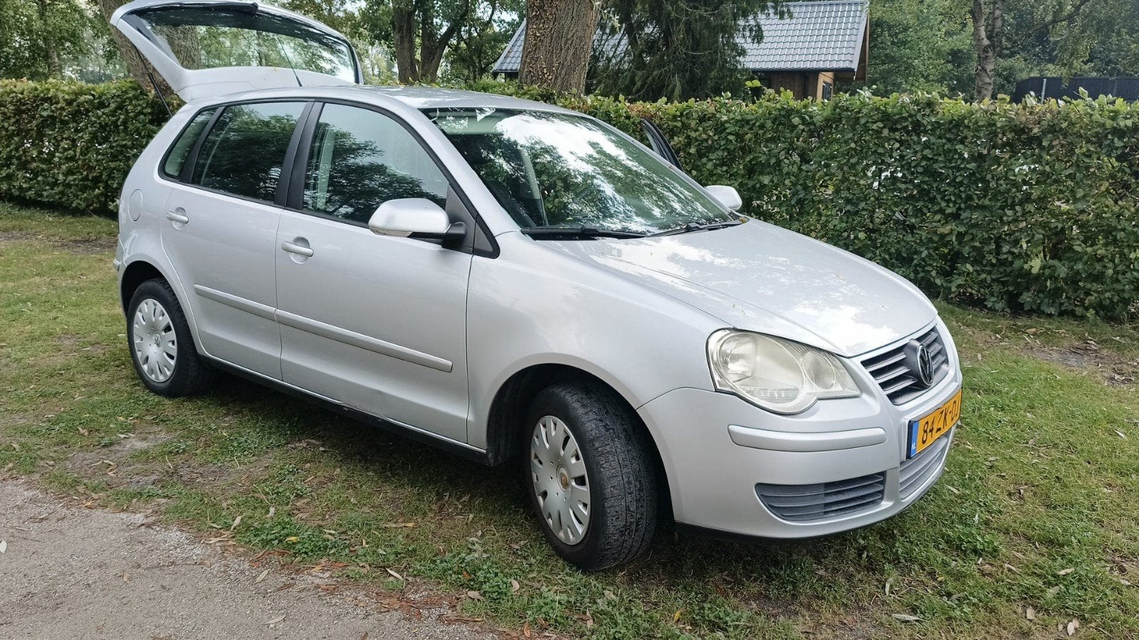 Volkswagen Polo 1.4 16V 59KW 2008 Grijs, Auto's, Volkswagen, Voorwielaandrijving, 40 €/maand, 4 cilinders, Handgeschakeld