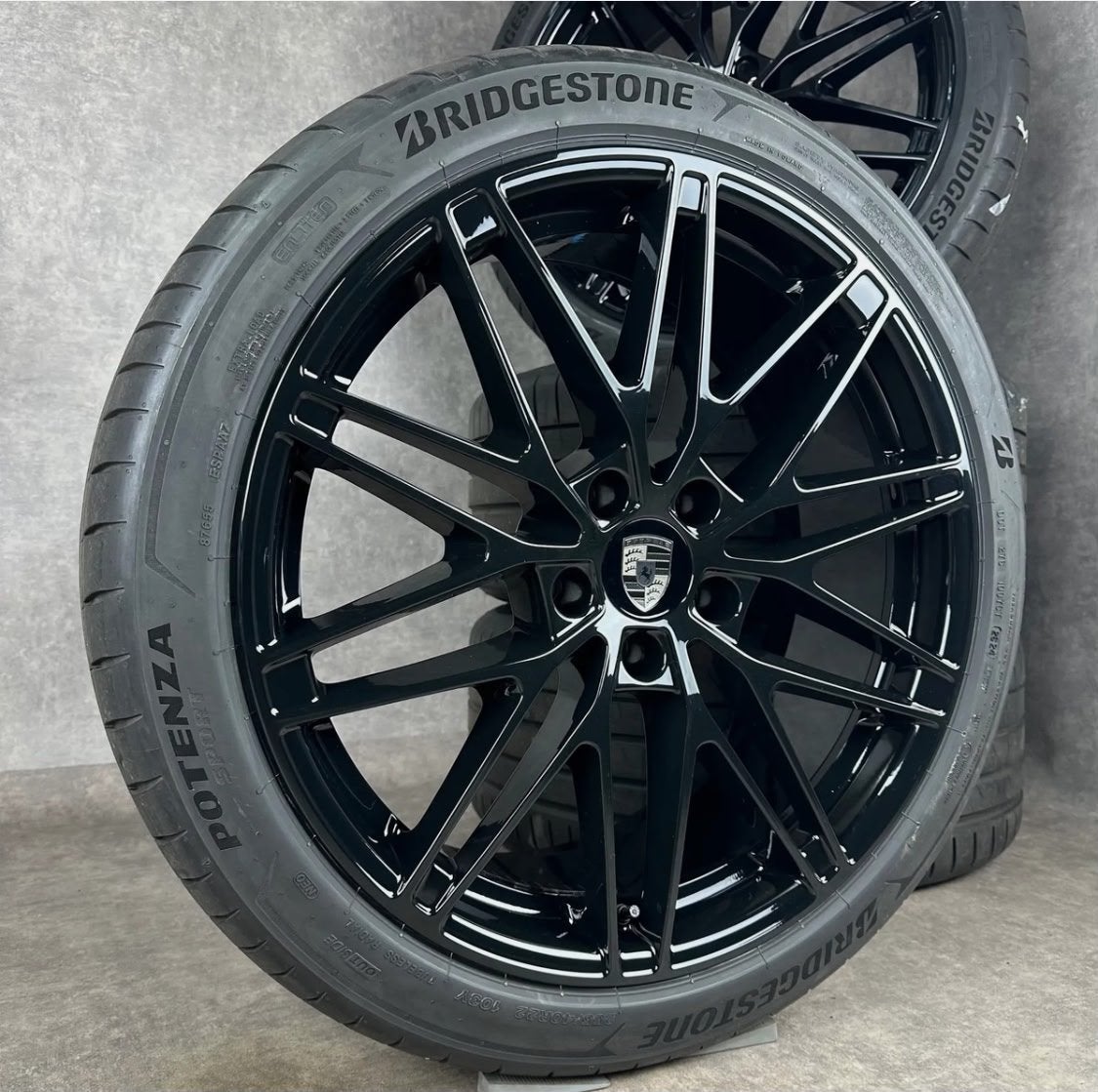 22” Porsche Macan GTS velgen 5x112 2025  + pirelli MACAN EV, 255 mm, Banden en Velgen, Nieuw, Overige maten