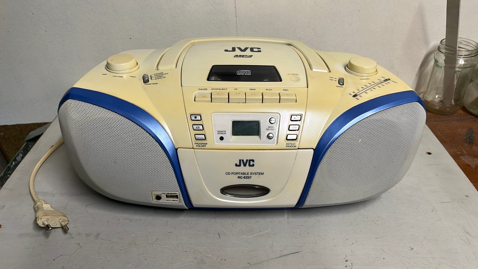 Een JVC  draagbare rodio - cd speler en cassettedeck, Ophalen of Verzenden, Cd-speler, JVC