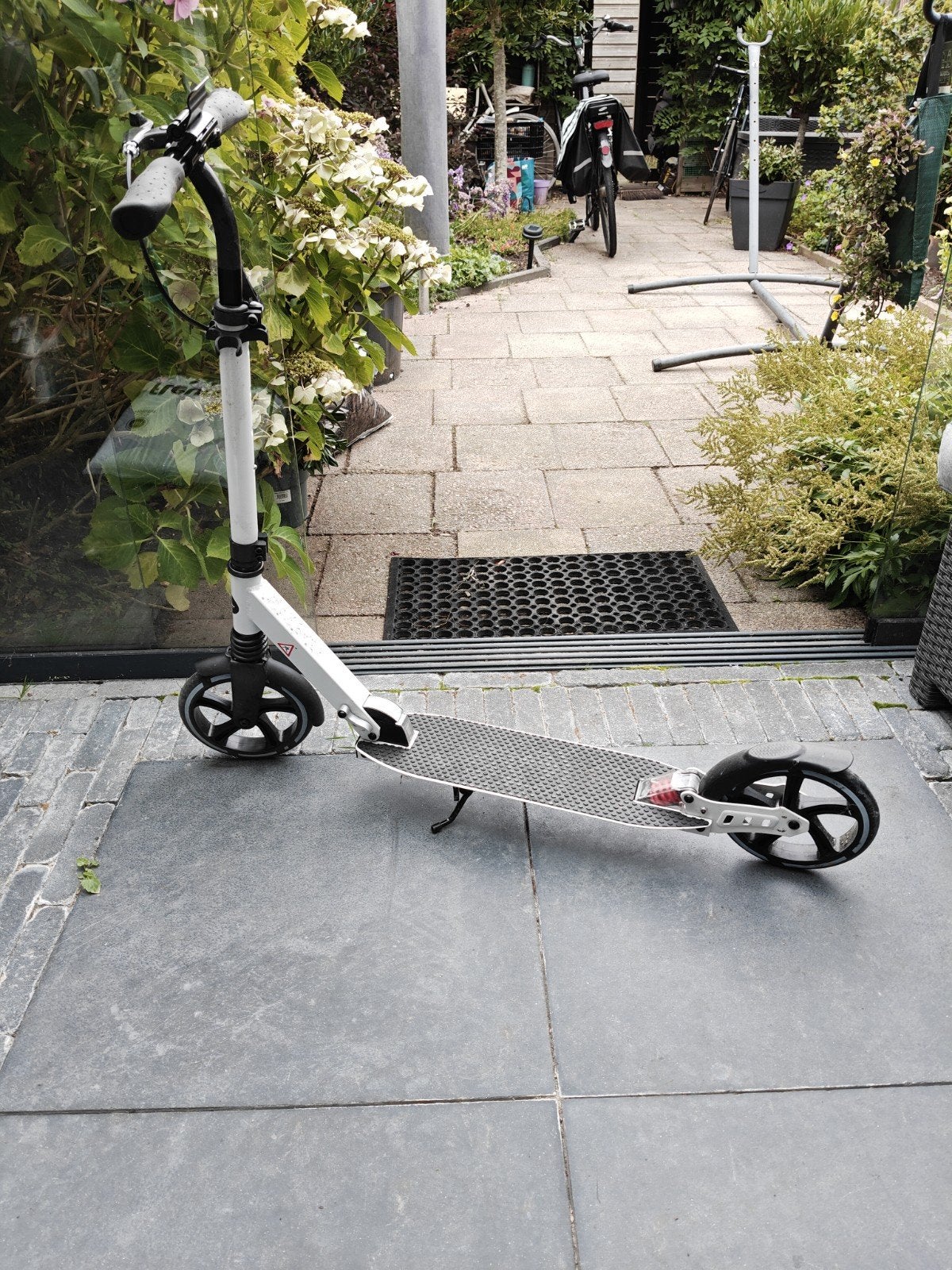 Witte step met handrem, inklapbaar 2 stuks, Fietsen en Brommers, Ophalen, Zo goed als nieuw, Gewone step, Crivit