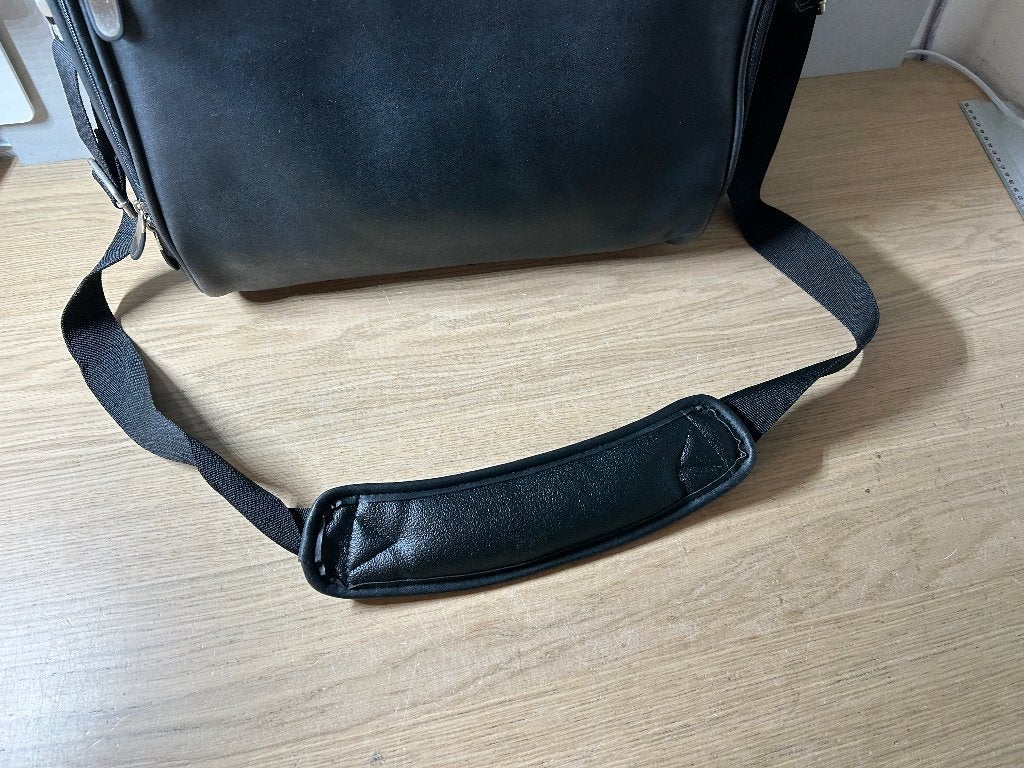 Foray Leren Laptoptas Aktetas Zwart, Computers en Software, Laptoptassen, Ophalen of Verzenden, Zo goed als nieuw, Aktetas