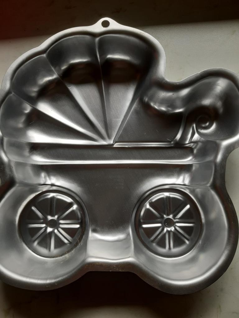 Wilton Baby Buggy Bakvorm - Nieuw, Ophalen of Verzenden, Nieuw, Taarten, Bakvorm