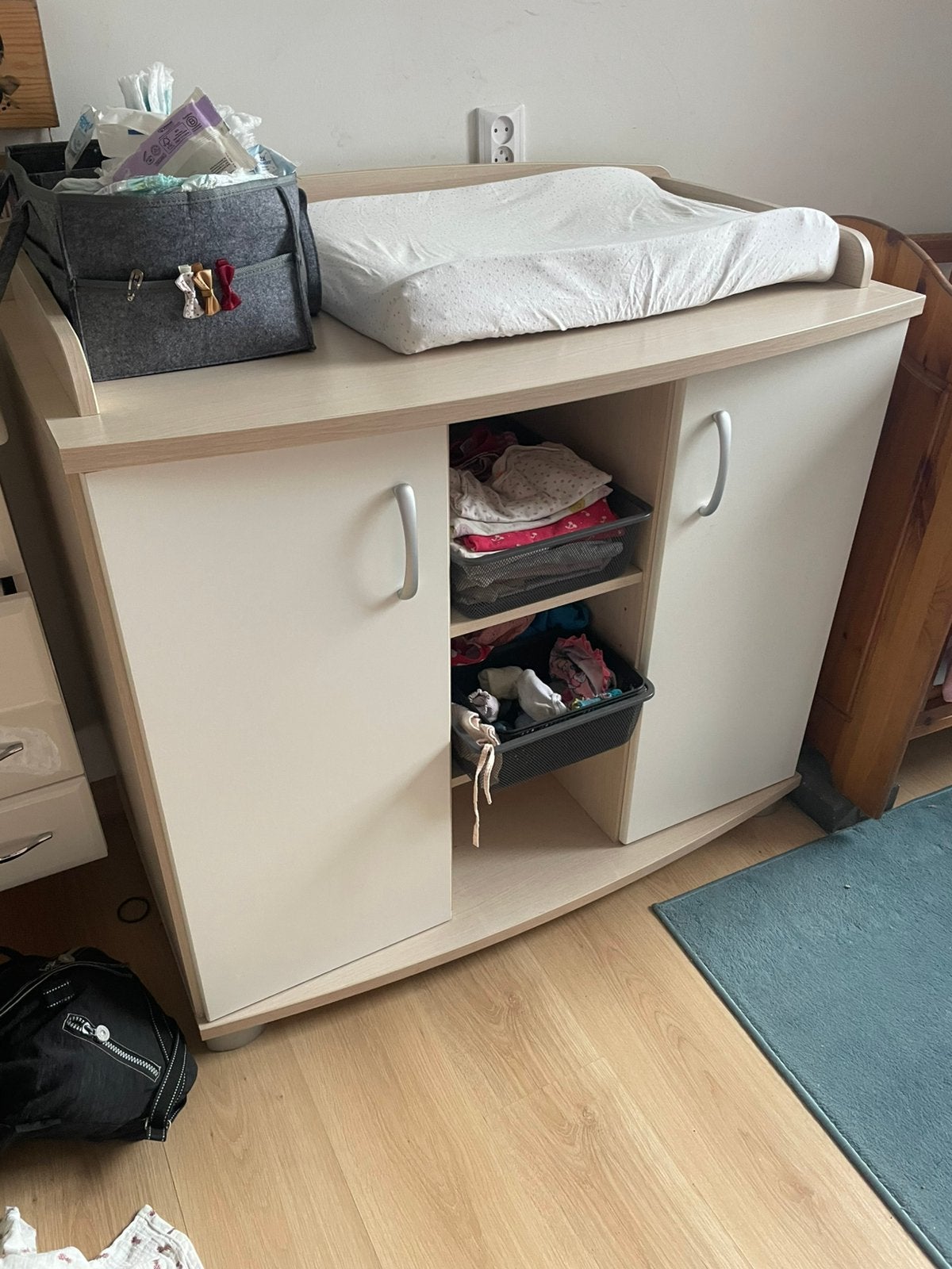 Gratis Commode in goede staat, Ophalen, 50 tot 70 cm, 90 tot 105 cm, 100 cm of meer