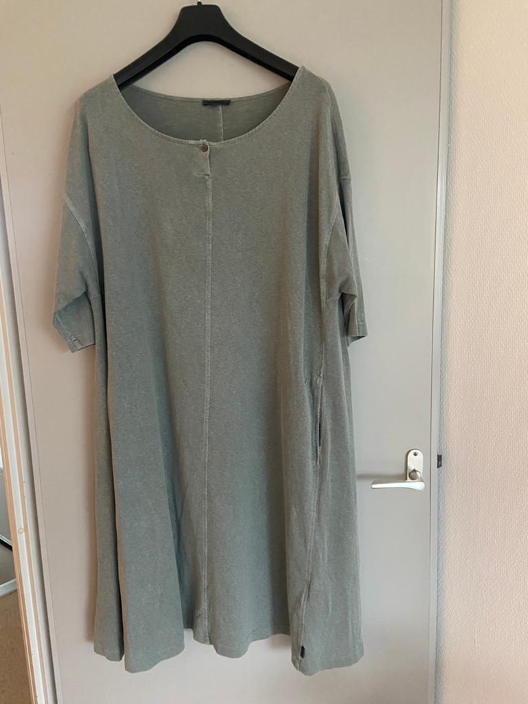 Oska jurk (2), Kleding | Dames, Maat 42/44 (L), Ophalen of Verzenden, Zo goed als nieuw, Onder de knie