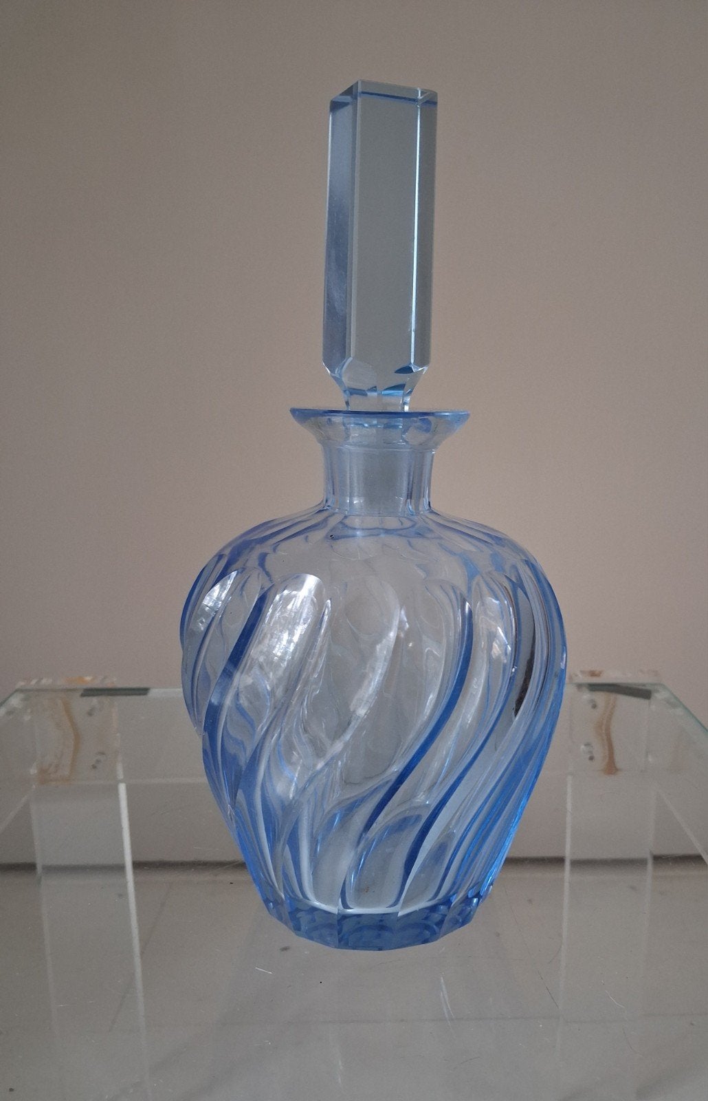 Blauwe prachtig geslepen franse karaf,24 cm, 1930, Antiek en Kunst, Ophalen of Verzenden