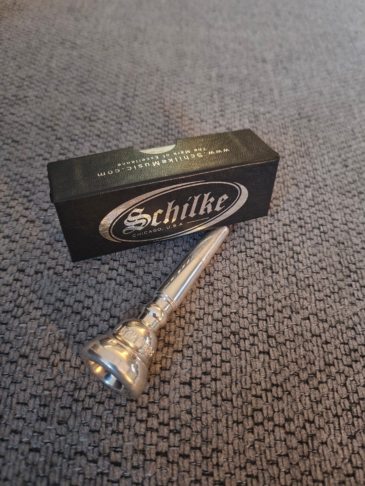 Schilke  17 Trompet Mondstuk Zilver, Ophalen of Verzenden, Zo goed als nieuw, Bes-trompet
