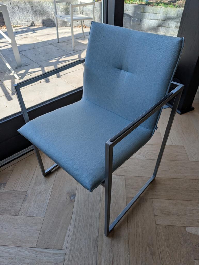 5x Arco Frame Design Eetkamerstoel Lichtblauw - Gebruikt, Huis en Inrichting, Stoelen, Ophalen, Gebruikt, Blauw, Design