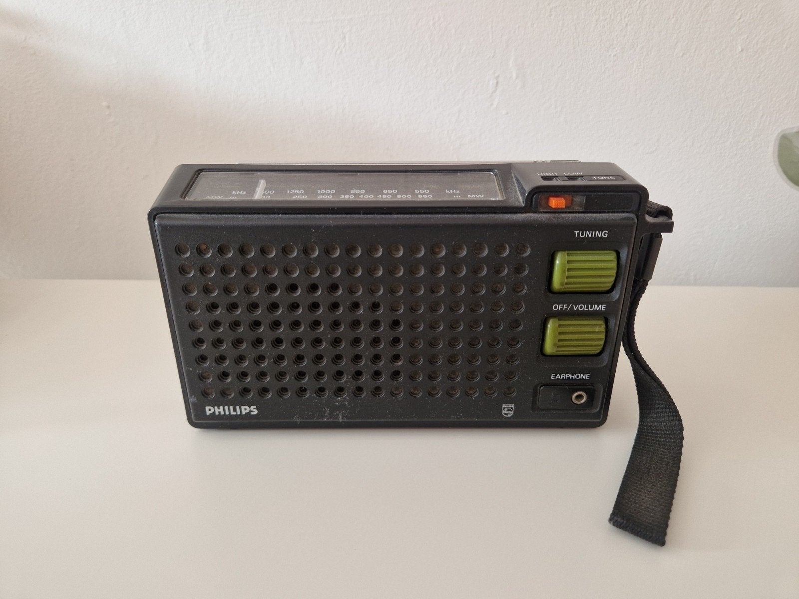 Philips 90rl150 radio klein, Audio, Tv en Foto, Radio's, Ophalen, Zo goed als nieuw