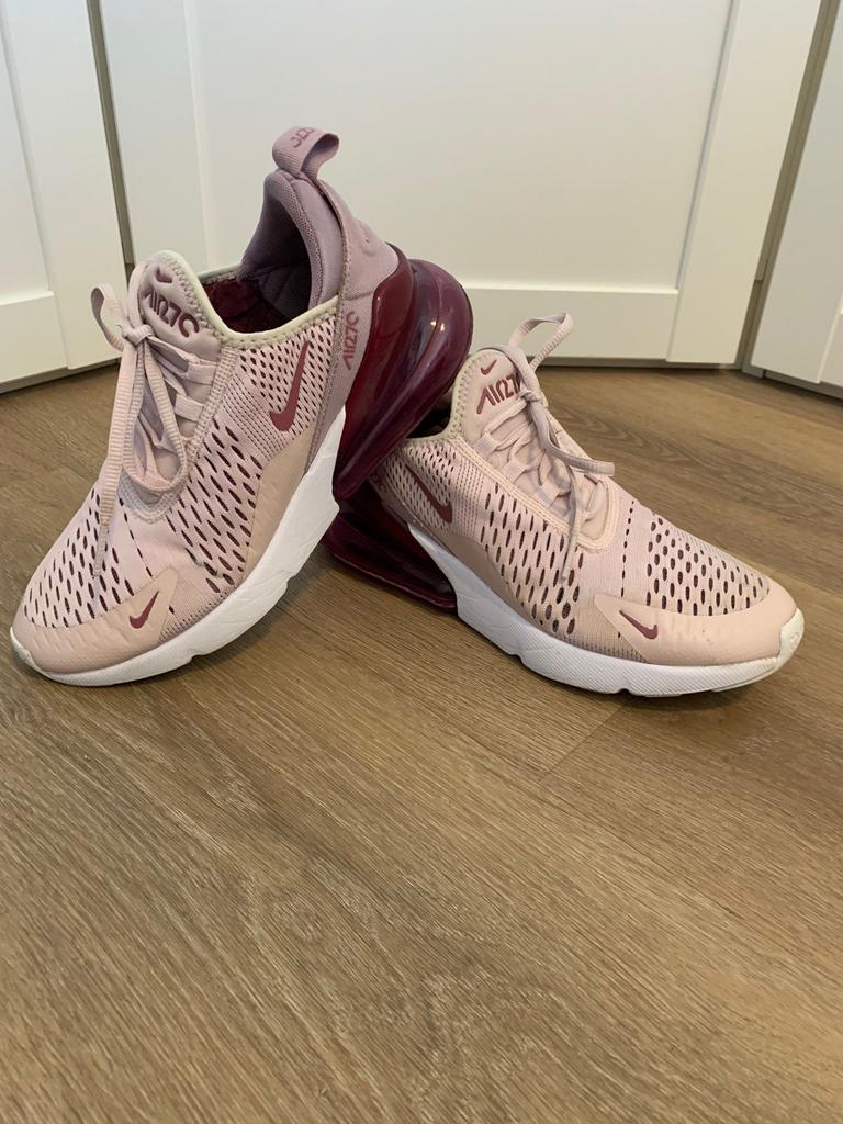 Nike Air Max 270 Roze Sneakers, Kleding | Dames, Schoenen, Ophalen of Verzenden, Gedragen, Roze, Sneakers of Gympen