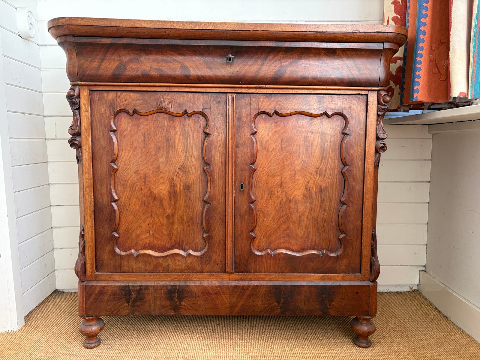 Antiek Biedermeier Kabinetje/Kastje - Notenhout, Ophalen