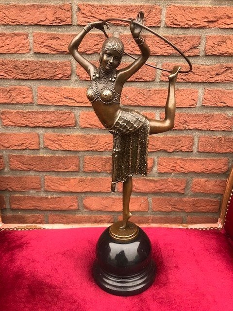 groot bronzen beeld, danseres van Chiparus, Ophalen of Verzenden