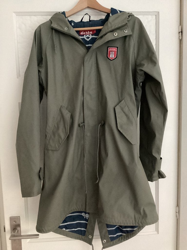 Derde regenjas olijfgroen parka model groen maat 42, Ophalen of Verzenden, Zo goed als nieuw, Regenjas, Dames