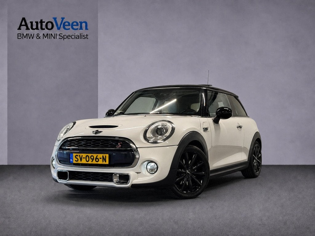 Mini 3-Deurs 2.0 Cooper S Chili Serious Business (PANO, H&K, 1998 cc, Euro 6, 4 stoelen, Leder en Stof