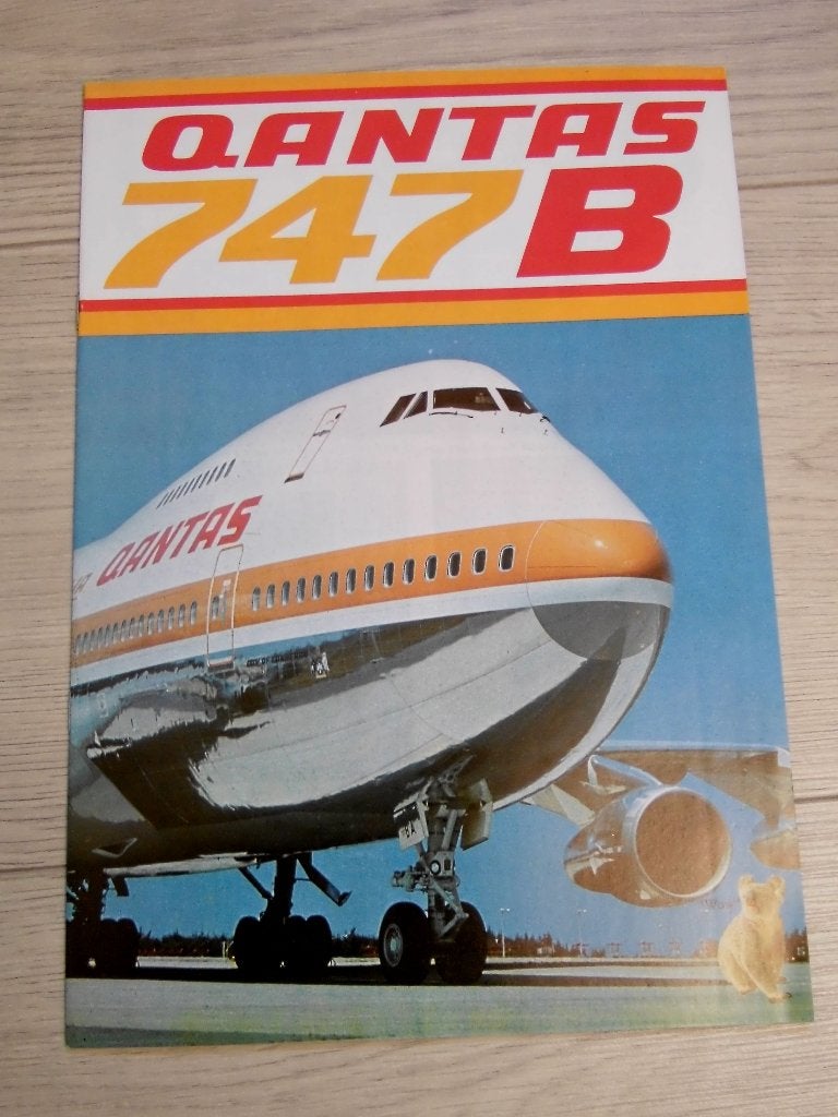 Brochure Qantas Boeing 747B uit 1975, Verzenden, Zo goed als nieuw, Boek of Tijdschrift