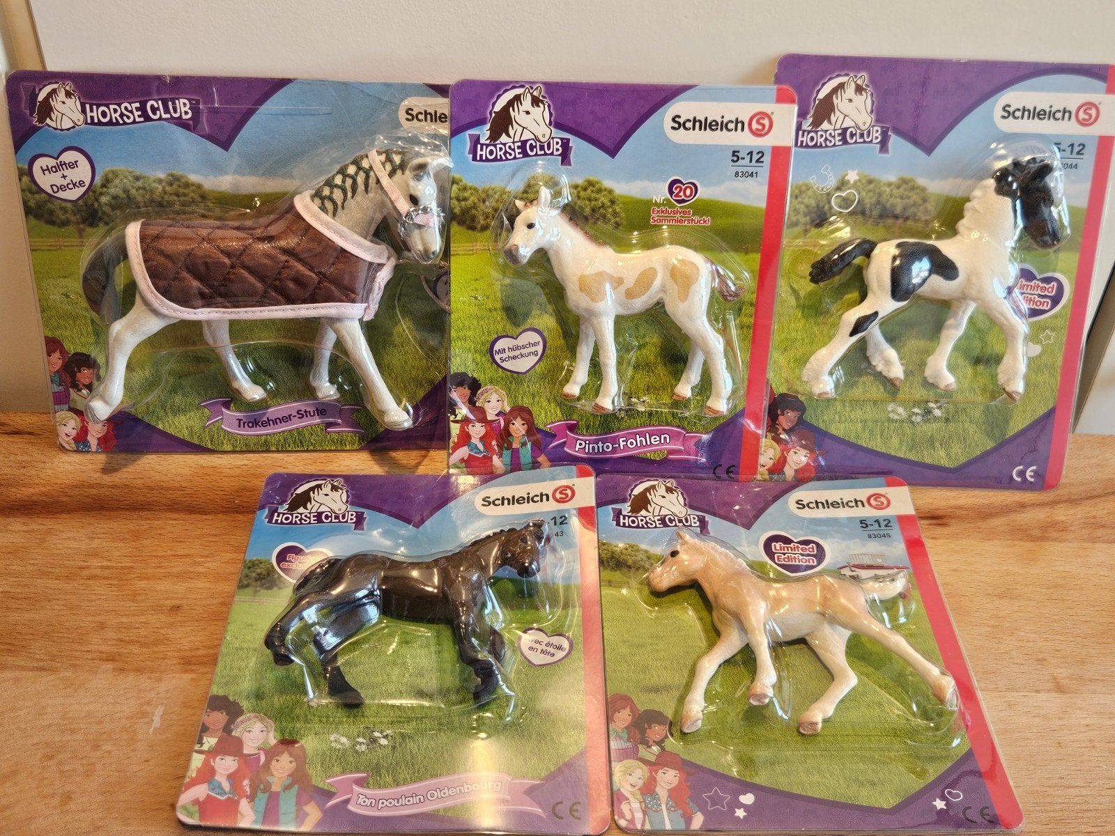 Schleich tijdschrift veulens en Trakehner merrie, Verzamelen, Dierenverzamelingen, Ophalen of Verzenden, Zo goed als nieuw, Paard
