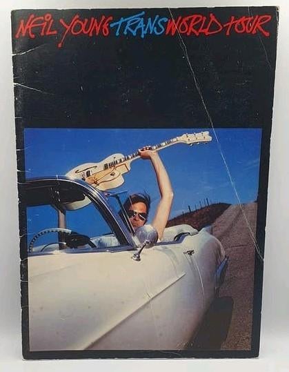 Neil Young Transworld Tour Program 1982, Boeken, Ophalen of Verzenden, Gelezen, Artiest