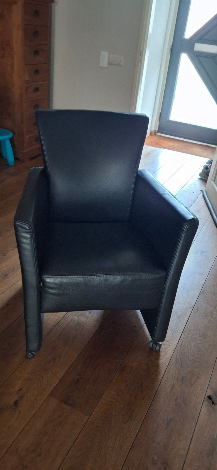 4 Leren Eetkamerstoelen met Wieltjes voor Houten Vloer, Ophalen, Gebruikt, Zwart, Leer