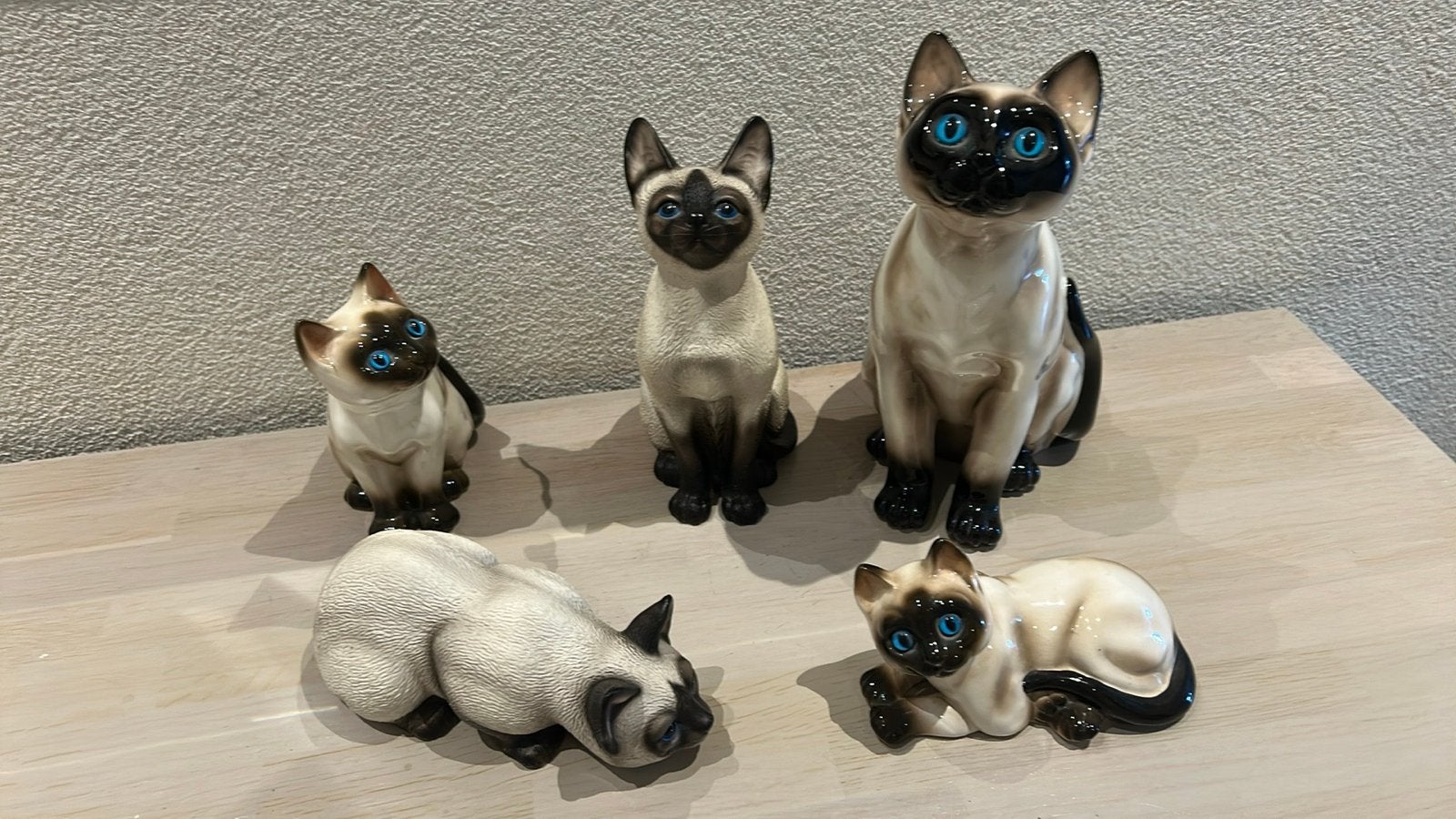 Vintage Siamese kattenbeeldjes - Vaga International, Ophalen of Verzenden, Zo goed als nieuw, Hond of Kat, Beeldje of Figuurtje