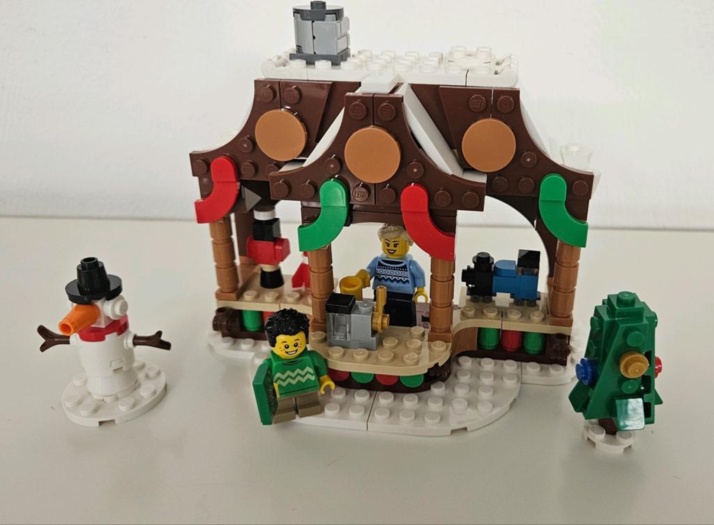 LEGO Creator 40602 Winter Kerstmarkt, Kinderen en Baby's, Speelgoed | Duplo en Lego, Lego, Ophalen of Verzenden, Compleet, Zo goed als nieuw
